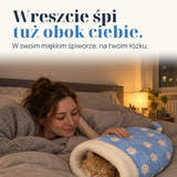 Zdjęcie poglądowe: Wreszcie śpi tuż obok ciebie. W swoim miękkim śpiworze, na twoim łóżku.